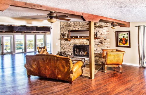 Wimberley Cottage | 9 Guesthouses & Event/Meeting Room w/Beautiful Views of the TX Hill Country