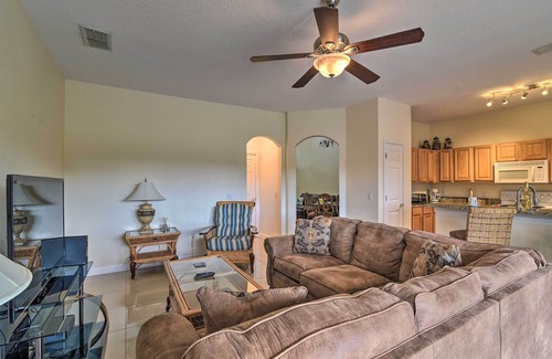 Highgate Park House | 9 Mi to Disney: Family Home w/Private Pool!