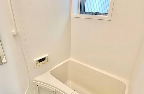 Nishiikebukuro Apartment | 9-min to Ikebukuro Stn, 2-min to Yomachi Stn. Cost-effective, 4 guests. Room 102