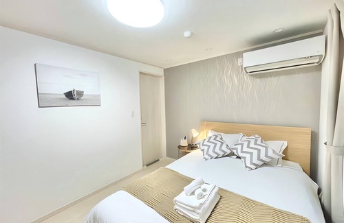 Nishiikebukuro Apartment | 9-min to Ikebukuro Stn, 2-min to Yomachi Stn. Cost-effective, 4 guests. Room 102
