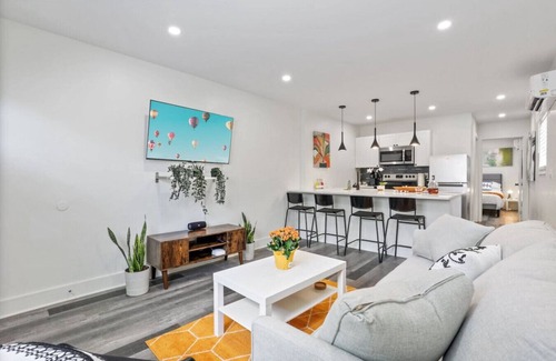 Near East Columbus House | 9 Min to Short North | Convenient & Cozy | Unit B