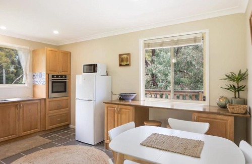 Dalmeny House | 9 Mummaga Way, Dalmeny