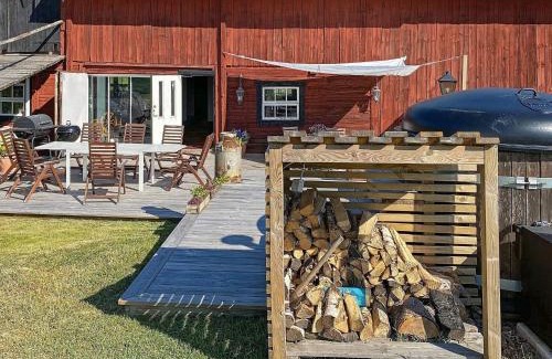 Tystberga House | 9 person holiday home in Tystberga