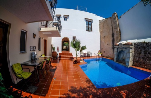 Atsipópoulon Apartment | 9 -Relaxing Holiday Home with Privacy & Freedom