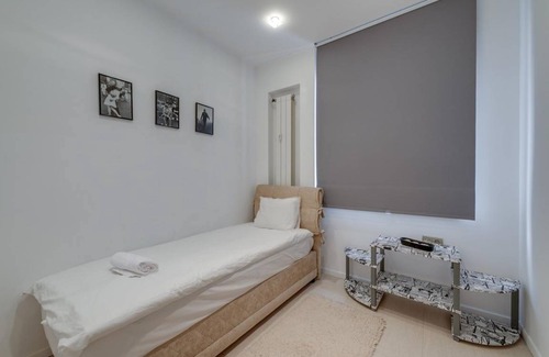 Sofia City Center Apartment | 90 m² Apartment ∙ 2 bedrooms ∙ 5 guests