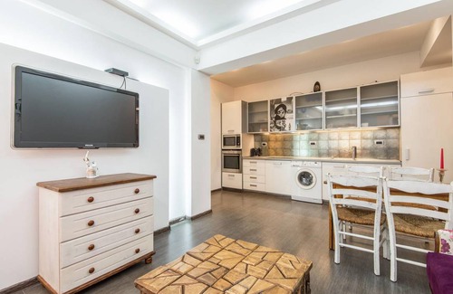 Sofia City Center Apartment | 90 m² Apartment ∙ 2 bedrooms ∙ 5 guests