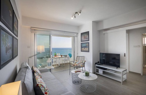 Larnaca Apartment | 90 m² Apartment ∙ 2 bedrooms ∙ 5 guests