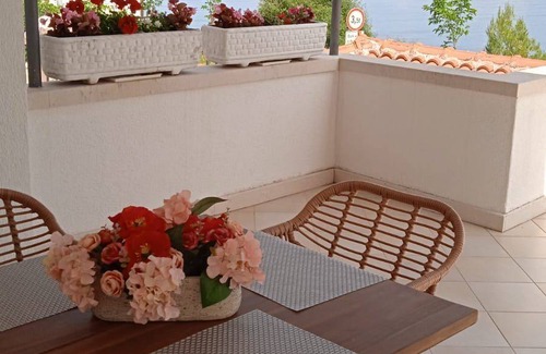 Postira Apartment | 90 m² Apartment ∙ 2 bedrooms ∙ 5 guests