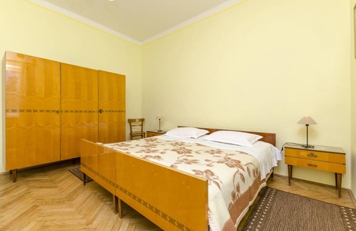 Hvar Apartment | 90 m² Apartment ∙ 2 bedrooms ∙ 4 guests