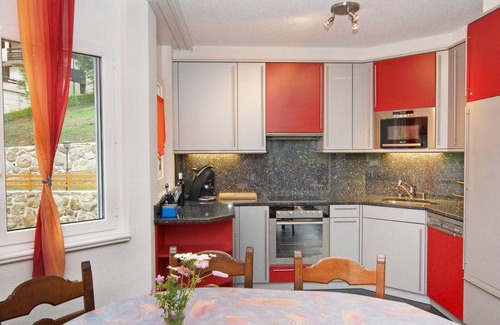 Leukerbad Apartment | 90 m² Apartment ∙ 2 bedrooms ∙ 4 guests