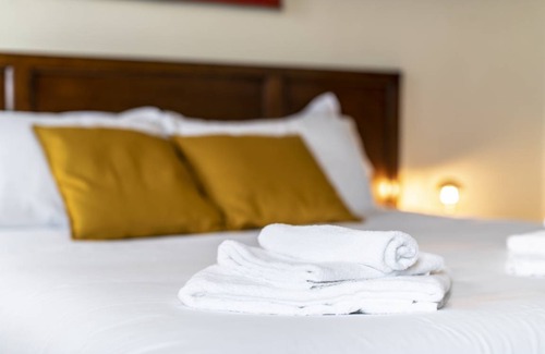 Santa Croce Apartment | 90 m² Apartment ∙ 3 bedrooms ∙ 6 guests
