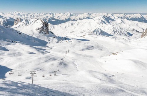 Champagny-en-Vanoise Apartment | 90 m² Apartment ∙ 3 bedrooms ∙ 8 guests