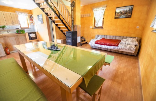 Cerklje ob Krki House | 90 m² House ∙ 1 bedroom ∙ 6 guests