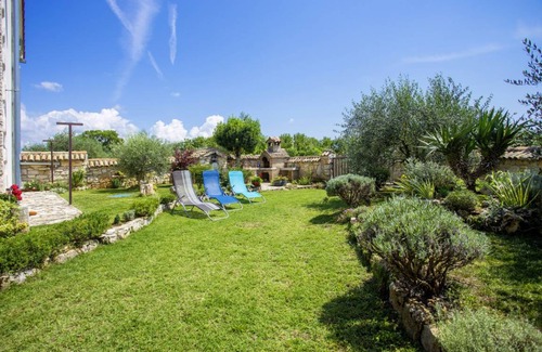 Bubani House | 90 m² House ∙ 3 bedrooms ∙ 5 guests