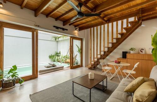 Cemagi Villa | 90 SECS TO BEACH - New Pool Loft W/Cinema+Netflix