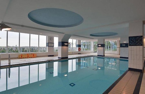 Downtown Mississauga Apartment | 900 m² Apartment ∙ 2 bedrooms ∙ 5 guests