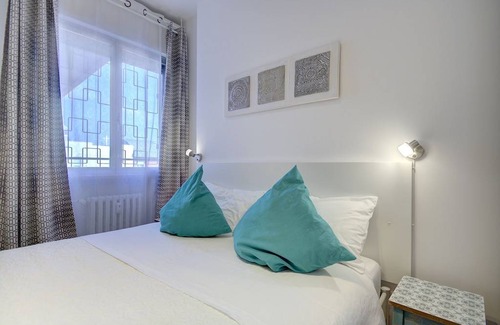 Mestre Apartment | 900MUSEUMnext 1 - private double bed / bathroom, wifi, aircond
