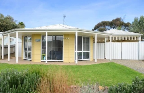 Hayborough House | 91 On the Rocks 91 Port Elliot Rd Hayborough Chiton