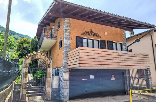 Brusino Arsizio Apartment | 92 m² Apartment ∙ 2 bedrooms ∙ 4 guests