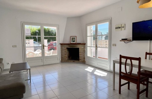 L'Escala House | 92 m² House ∙ 3 bedrooms ∙ 6 guests