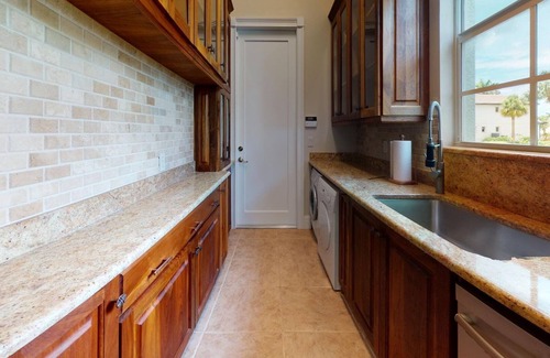 Vineyards House | 9242 Vanderbilt Beach Single Family Home