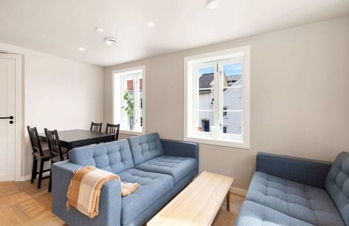 Kristiansand House | 92m to Kvadraturen l Renovated 2025 l 24l7 checkin
