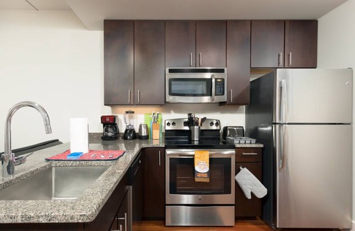 Center City West Apartment | 93 m² Apartment ∙ 2 bedrooms ∙ 5 guests