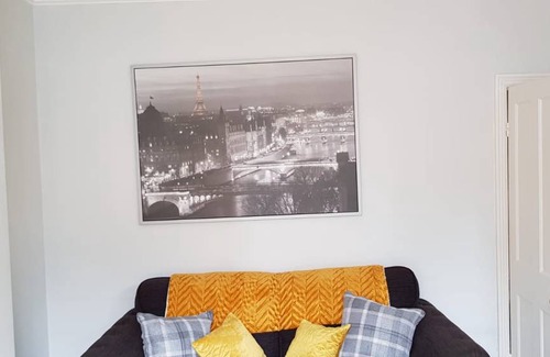 Gedling House | 93 m² House ∙ 2 bedrooms ∙ 6 guests