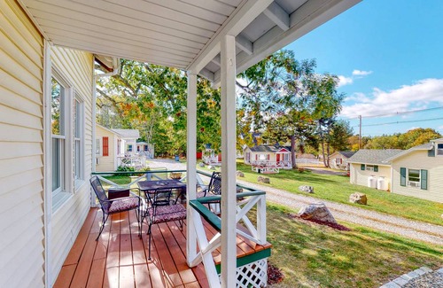Hulls Cove House | 93 m² House ∙ 2 bedrooms ∙ 5 guests