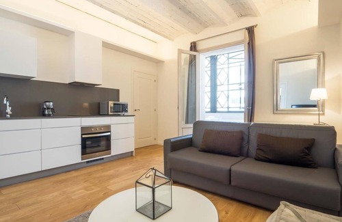 Eixample Apartment | 938 - Las Ramblas Cozy Flat IV