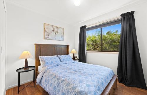 Dalmeny House | 95 Cresswick Parade Dalmeny