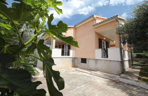 Krusevo Other | 95 m² Accommodation ∙ 3 bedrooms ∙ 8 guests