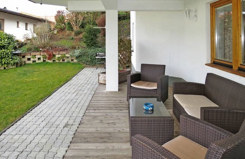 Holdernach Apartment | 95 m² Apartment ∙ 1 bedroom ∙ 3 guests