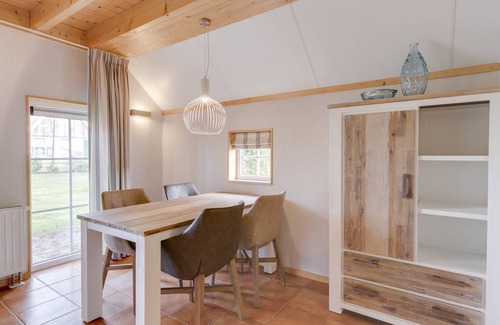 Municipality of Hellendoorn House | 95 m² Bungalow ∙ 2 bedrooms ∙ 4 guests