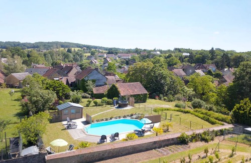 Le Menoux House | 95 m² House ∙ 3 bedrooms ∙ 6 guests