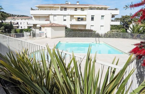 Cavalaire-sur-Mer Apartment | 96 m² Apartment ∙ 3 bedrooms ∙ 6 guests
