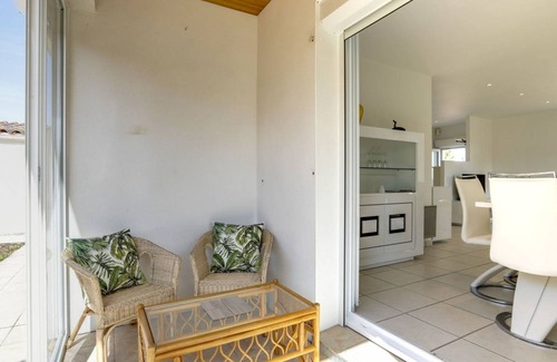 Vaux-sur-Mer Other | 97 m² Accommodation ∙ 3 bedrooms ∙ 6 guests