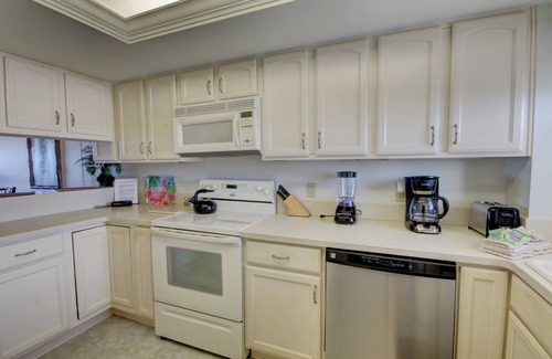 Harold Condo | 97 m² Condo ∙ 2 bedrooms ∙ 6 guests
