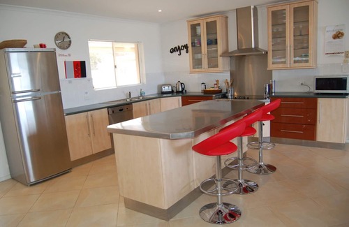 Hayborough House | 98 Seagull Ave - First Class Property with Stunning Sea Views