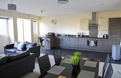 Ipswich Apartment | 99 m² Apartment ∙ 2 bedrooms ∙ 4 guests