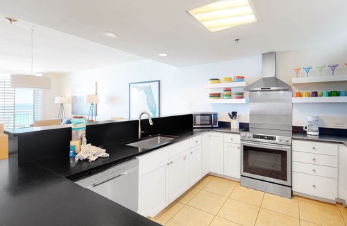 Navarre Beach Condo | 9th Floor Gulf-Front Condo w/Plenty Of Resort Amenities, Close To Dining