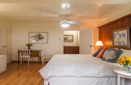 Newcastle Villa | A 4,000 sq. ft. 3 bed, 3 bath home away from home with unmatched hospitality.