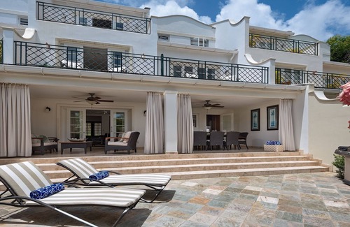 Mullins House | A 4 Bedroom Rental, A Short Walk To Mullins Beach - Includes Beach Club Access