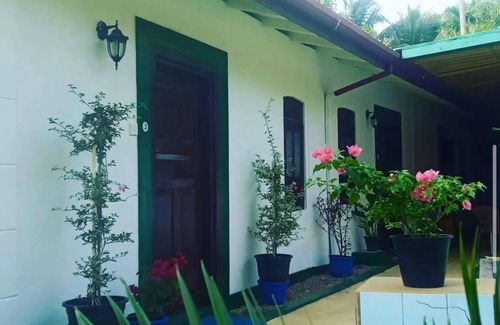 Unawatuna Villa | A 5 bedroom villa with pool in Unawatuna