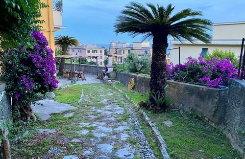 Sant'Ilario Apartment | A 5-minute walk from the sea with a delightful sea-view garden.