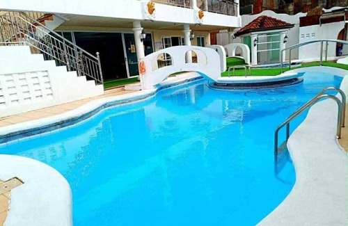 Tagaytay House | A 700 sq meter property. Serene 6-bedroom house with AC in Tagaytay City