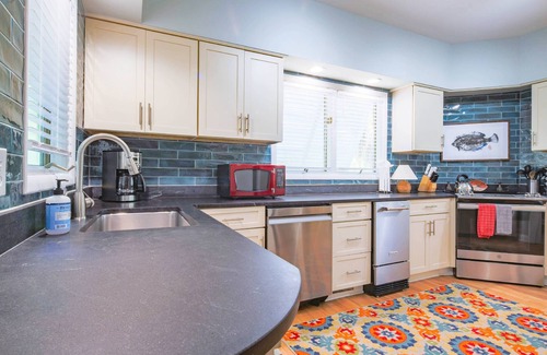 Isle of Palms House | A Beach House the Whole Family Will Love! Steps to the Beach, Dog-Friendly, Bunk Bedroom & Fun!