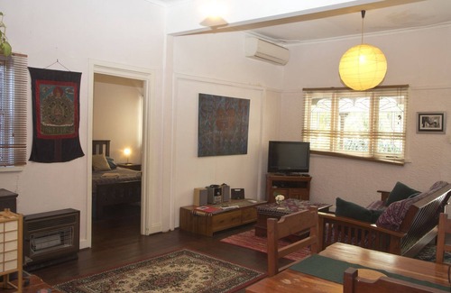Beaconsfield House | A Beach house with 3 bedrooms close to South beach and Fremantle