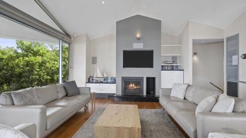 Killcare House | 'A Beachside Getaway - 8' by Accom Holidays