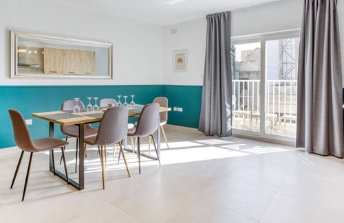 Pieta Apartment | A beautiful, comfy 2BR home in central Pieta